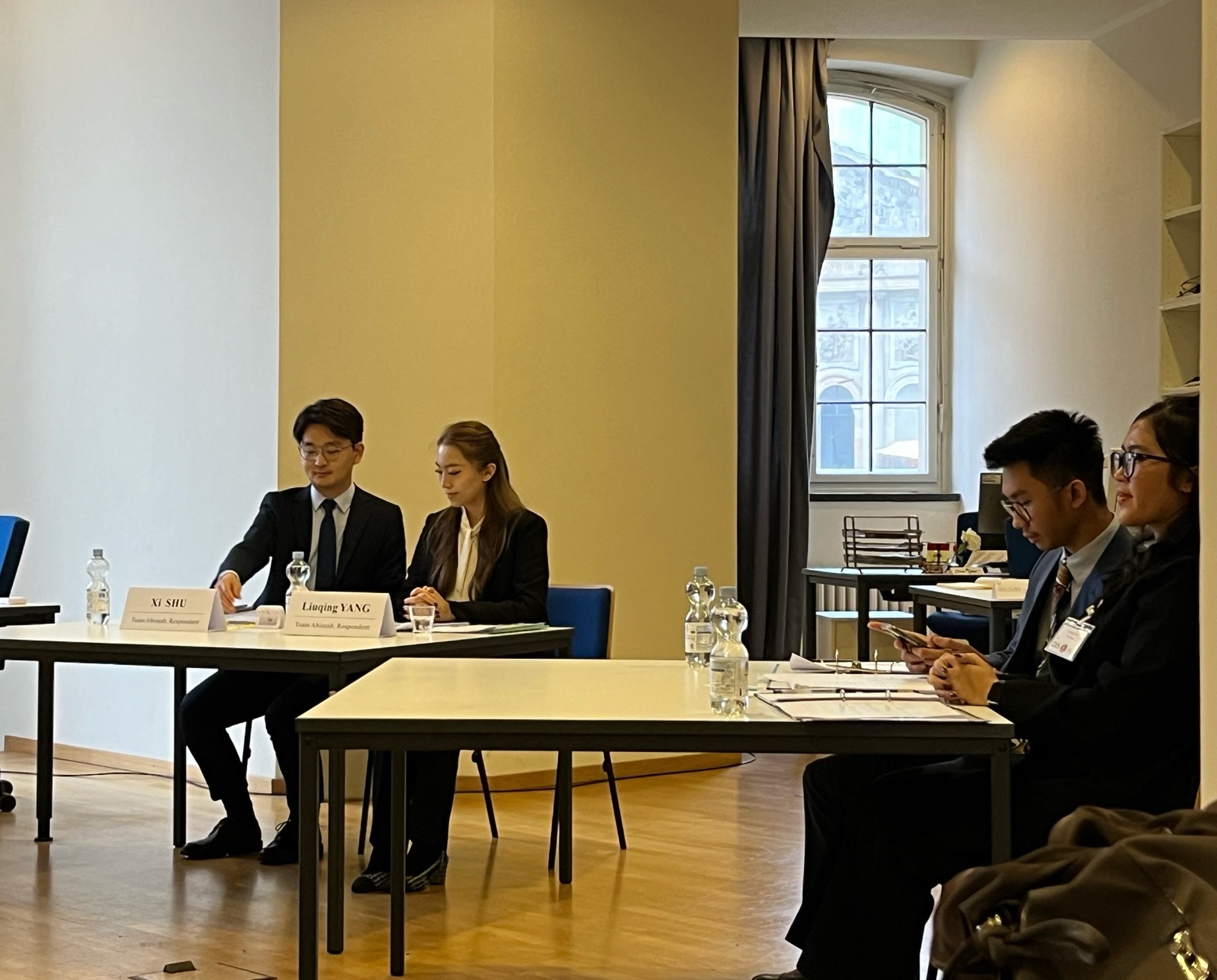 1783502363651639.jpg 5. 在洪堡大学比赛的照片.JPG