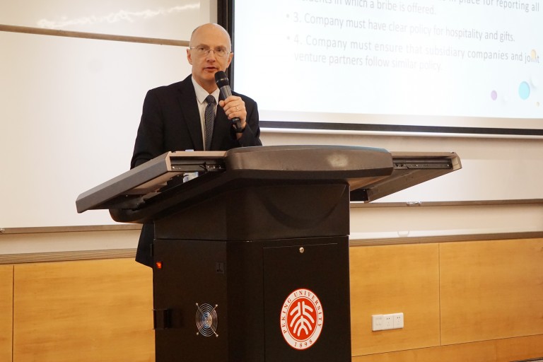 George Mader LSE Criminal Law Professor Delivers Keynote Address at STL Legal Forum ...